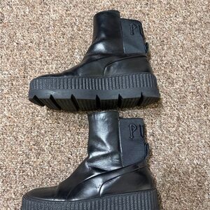 Rihanna FENTY PUMA Chelsea Sneaker Boots in Triple Black, Size 8 US